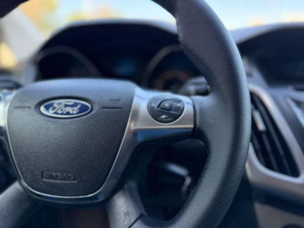 Ford Focus III с пробегом 2012 года, цена 820 000 рублей, 144964 км, седан, Автокод Объявления