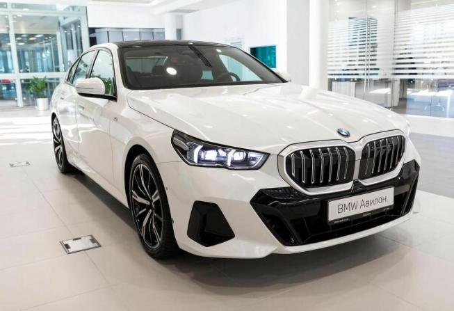 Новый BMW 5 серии VIII (G60/G61/G68) 2025 года, цена 10 949 900 рублей, седан, Автокод Объявления