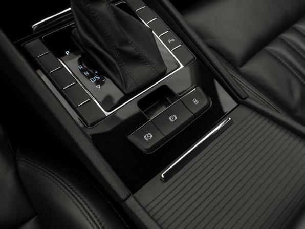 Skoda Superb III с пробегом 2018 года, цена 2 195 000 рублей, 99536 км, лифтбек, Автокод Объявления