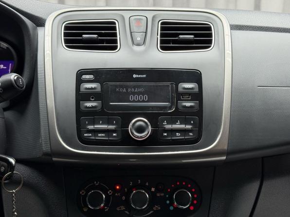 Renault Sandero II с пробегом 2018 года, цена 1 199 000 рублей, 71300 км, хэтчбек, Автокод Объявления