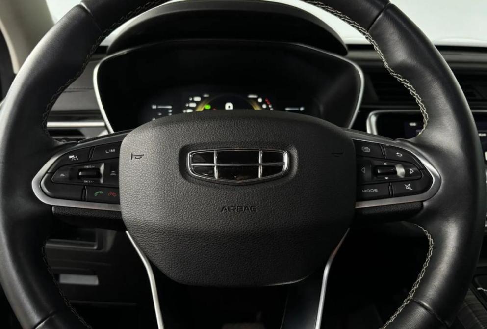 Geely Atlas Pro Киров  - изображение 16