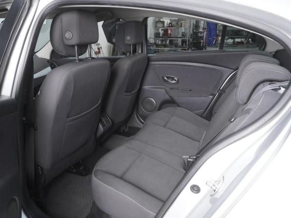 Renault Fluence I с пробегом 2011 года, цена 799 000 рублей, 142352 км, седан, Автокод Объявления
