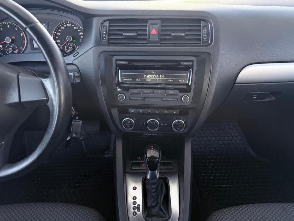 Volkswagen Jetta VI с пробегом 2013 года, цена 1 050 000 рублей, 173166 км, седан, Автокод Объявления