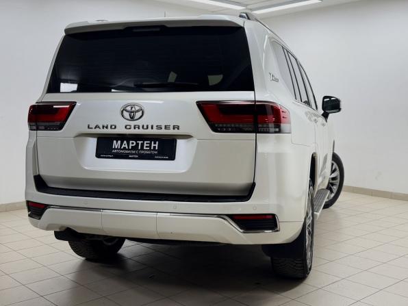 Toyota Land Cruiser 300 Series с пробегом 2021 года, цена 9 660 000 рублей, 120695 км, внедорожник, Автокод Объявления