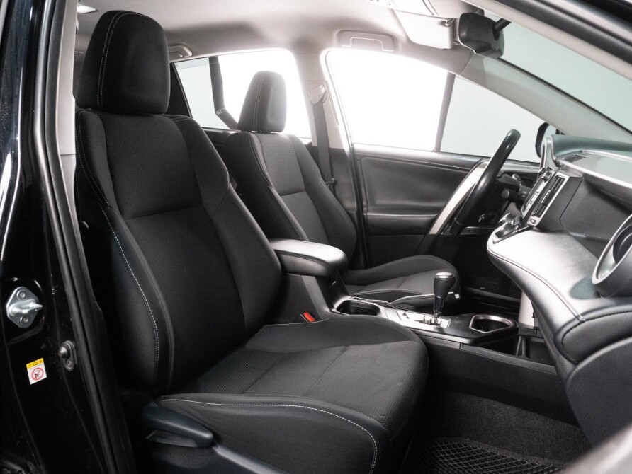 Toyota RAV4 IV (XA40) Рестайлинг Сургут  - изображение 8