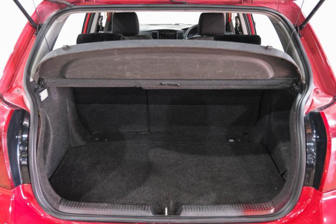 Toyota Corolla IX (E120 E130) с пробегом 2003 года, цена 639 000 рублей, 360000 км, хэтчбек, Автокод Объявления