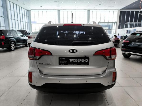 Kia Sorento II Рестайлинг с пробегом 2012 года, цена 1 350 000 рублей, 195479 км, внедорожник, Автокод Объявления