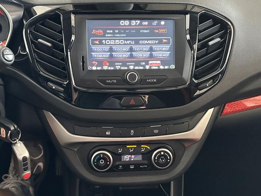 Lada (ВАЗ) Vesta I Москва  - изображение 16
