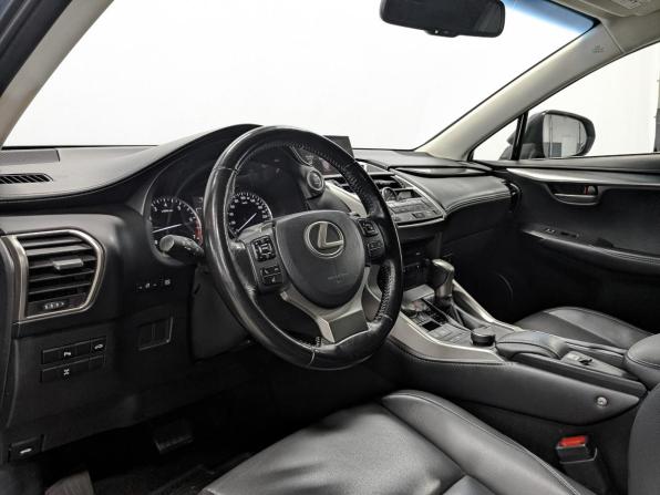 Lexus NX I с пробегом 2015 года, цена 2 350 000 рублей, 134500 км, внедорожник, Автокод Объявления