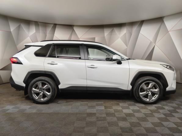 Toyota RAV4 V (XA50) с пробегом 2021 года, цена 3 089 000 рублей, 89372 км, внедорожник, Автокод Объявления