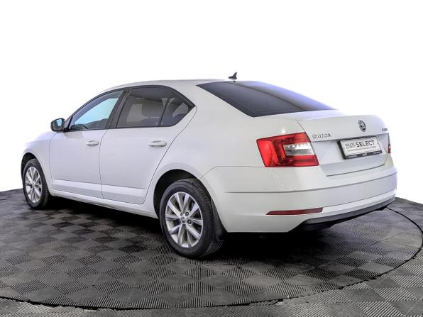 Skoda Octavia III (A7) Рестайлинг с пробегом 2019 года, цена 1 770 000 рублей, 94440 км, лифтбек, Автокод Объявления