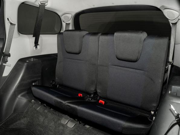 Toyota Wish II Рестайлинг с пробегом 2012 года, цена 1 215 000 рублей, 202447 км, минивэн, Автокод Объявления