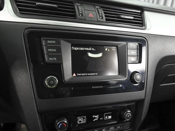 Skoda Rapid I с пробегом 2016 года, цена 1 239 000 рублей, 183372 км, лифтбек, Автокод Объявления