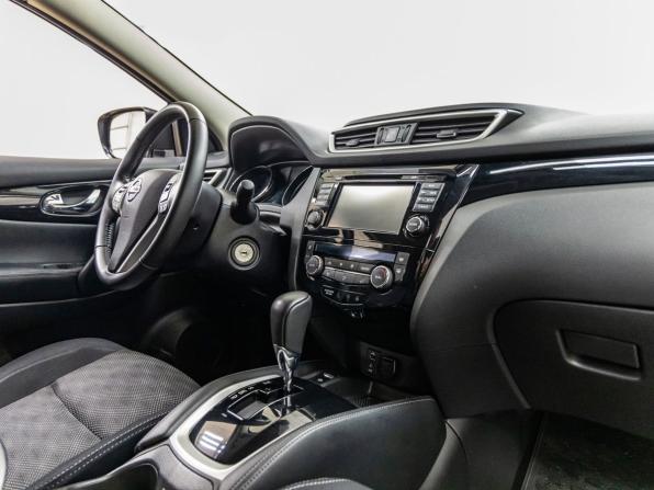 Nissan Qashqai II с пробегом 2014 года, цена 1 648 000 рублей, 42887 км, внедорожник, Автокод Объявления