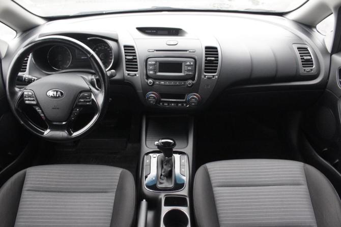 Kia Cerato III Рестайлинг (Classic) с пробегом 2017 года, цена 1 300 000 рублей, 181992 км, седан, Автокод Объявления