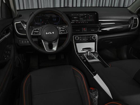 Kia Seltos II с пробегом 2025 года, цена 2 799 999 рублей, 43 км, внедорожник, Автокод Объявления