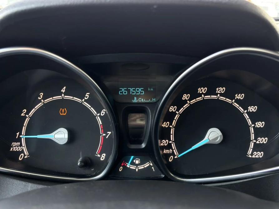 Ford Tourneo Courier I Краснодар  - изображение 20
