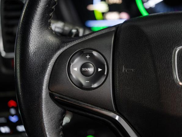 Honda Vezel I с пробегом 2014 года, цена 1 485 000 рублей, 151498 км, внедорожник, Автокод Объявления