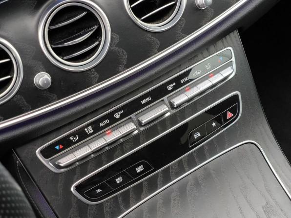 Mercedes-Benz E-Класс V (W213 S213 C238) Рестайлинг с пробегом 2021 года, цена 4 900 000 рублей, 45941 км, седан, Автокод Объявления