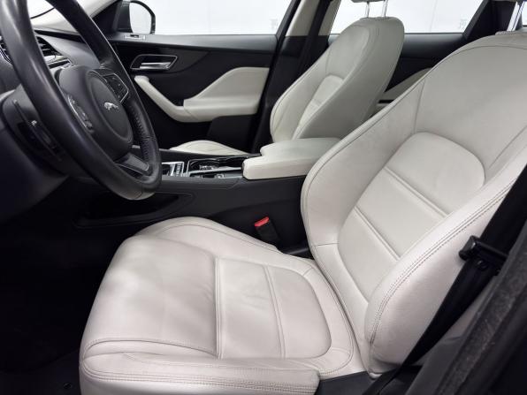 Jaguar F-Pace I с пробегом 2017 года, цена 2 500 000 рублей, 162813 км, внедорожник, Автокод Объявления