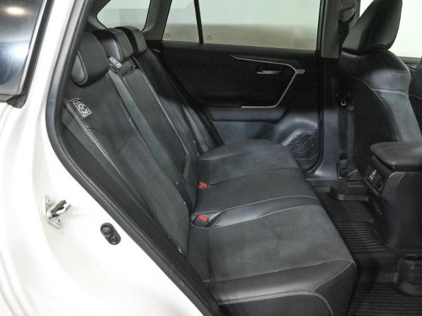 Toyota RAV4 V (XA50) с пробегом 2021 года, цена 3 690 000 рублей, 86582 км, внедорожник, Автокод Объявления