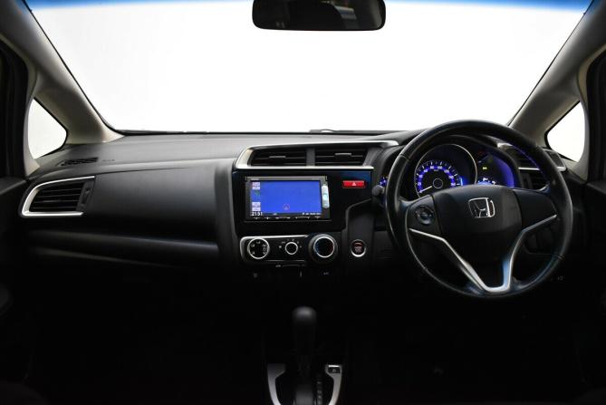 Honda Fit III с пробегом 2014 года, цена 650 000 рублей, 70823 км, хэтчбек, Автокод Объявления