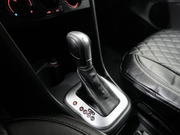 Volkswagen Polo V Рестайлинг с пробегом 2016 года, цена 910 000 рублей, 155448 км, седан, Автокод Объявления