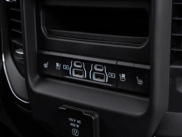 Ram 1500 V Рестайлинг с пробегом 2025 года, цена 9 800 000 рублей, 1572 км, offers.body_type.unknown, Автокод Объявления