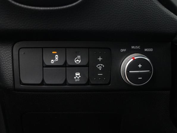 Kia Soul II Рестайлинг с пробегом 2017 года, цена 1 600 000 рублей, 111692 км, хэтчбек, Автокод Объявления