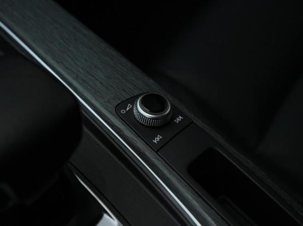 Audi A4 V (B9) с пробегом 2016 года, цена 2 898 000 рублей, 101060 км, седан, Автокод Объявления