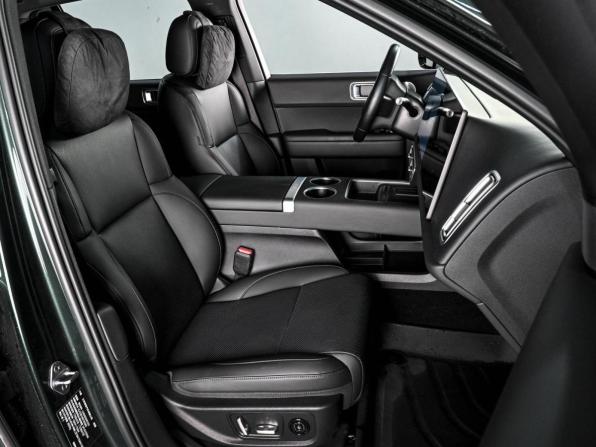 Li Auto (Lixiang) L6 с пробегом 2024 года, цена 5 899 000 рублей, 32200 км, внедорожник, Автокод Объявления