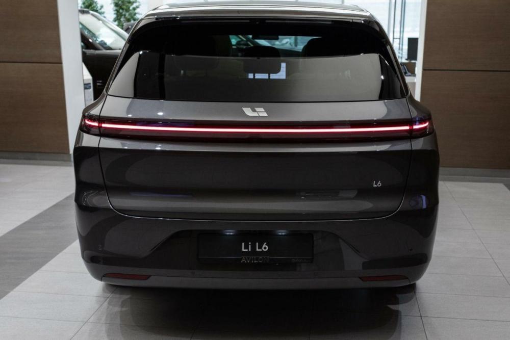 Li Auto (Lixiang) L6 Москва  - изображение 3