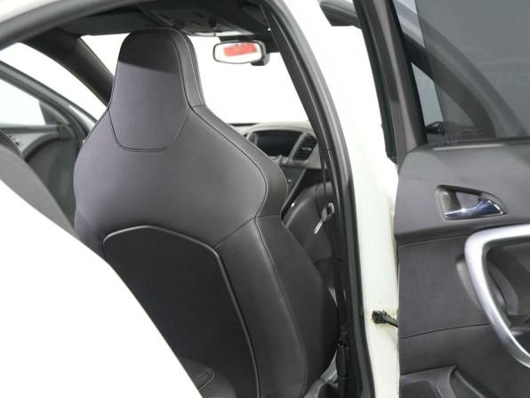 Opel Insignia OPC I с пробегом 2013 года, цена 1 900 000 рублей, 99350 км, седан, Автокод Объявления