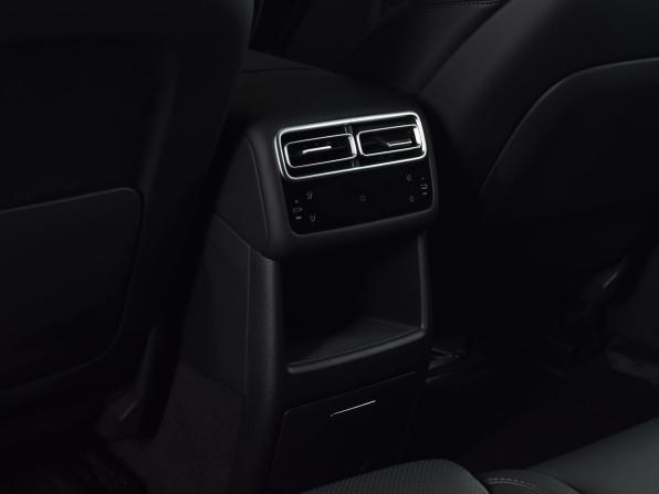 Li Auto (Lixiang) L7 I с пробегом 2024 года, цена 6 999 995 рублей, 25095 км, внедорожник, Автокод Объявления