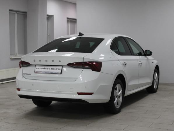 Skoda Octavia IV (A8) с пробегом 2021 года, цена 2 619 900 рублей, 64857 км, лифтбек, Автокод Объявления