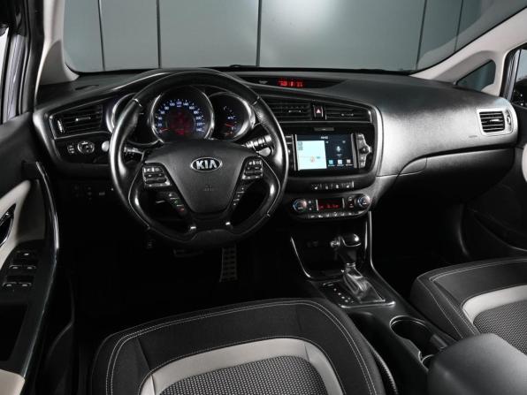 Kia Ceed II Рестайлинг с пробегом 2018 года, цена 1 630 000 рублей, 116741 км, хэтчбек, Автокод Объявления