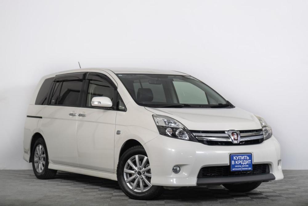 Toyota ISis I Рестайлинг Томск  - изображение 1