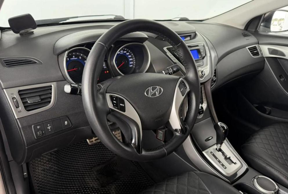 Hyundai Elantra V (MD) Киров  - изображение 16