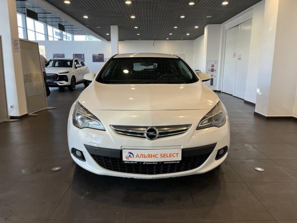 Opel Astra J Рестайлинг с пробегом 2013 года, цена 635 000 рублей, 217706 км, хэтчбек, Автокод Объявления