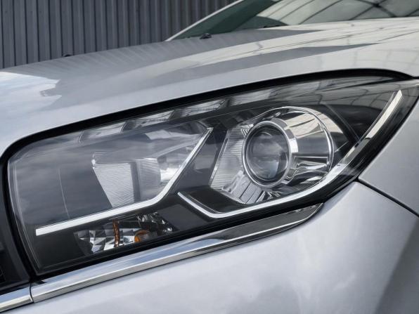 Lada (ВАЗ) XRAY I с пробегом 2018 года, цена 877 000 рублей, 106078 км, хэтчбек, Автокод Объявления