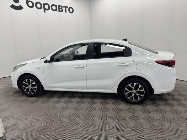 Kia Rio IV с пробегом 2017 года, цена 990 000 рублей, 247239 км, седан, Автокод Объявления