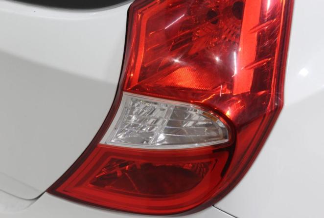 Hyundai Solaris I Рестайлинг с пробегом 2015 года, цена 980 000 рублей, 136520 км, хэтчбек, Автокод Объявления
