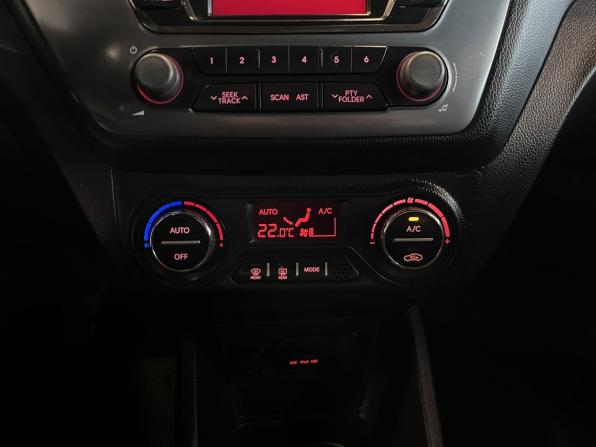 Kia Rio III с пробегом 2013 года, цена 600 000 рублей, 239947 км, седан, Автокод Объявления