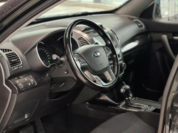 Kia Sorento II Рестайлинг с пробегом 2017 года, цена 1 995 000 рублей, 166368 км, внедорожник, Автокод Объявления