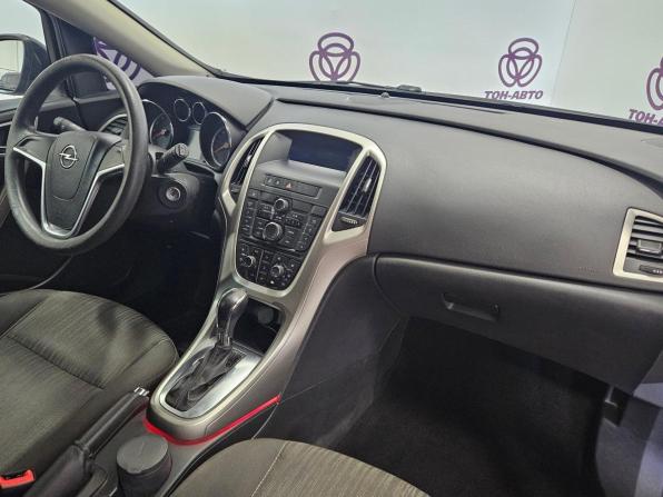 Opel Astra J с пробегом 2011 года, цена 537 000 рублей, 197451 км, хэтчбек, Автокод Объявления