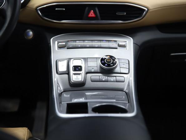 Hyundai Santa Fe IV Рестайлинг с пробегом 2021 года, цена 3 770 000 рублей, 66735 км, внедорожник, Автокод Объявления