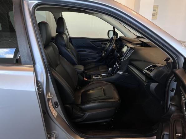 Subaru Forester V с пробегом 2018 года, цена 2 468 000 рублей, 127642 км, внедорожник, Автокод Объявления