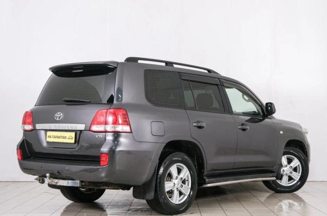 Toyota Land Cruiser 200 Series с пробегом 2011 года, цена 3 149 000 рублей, 242000 км, внедорожник, Автокод Объявления