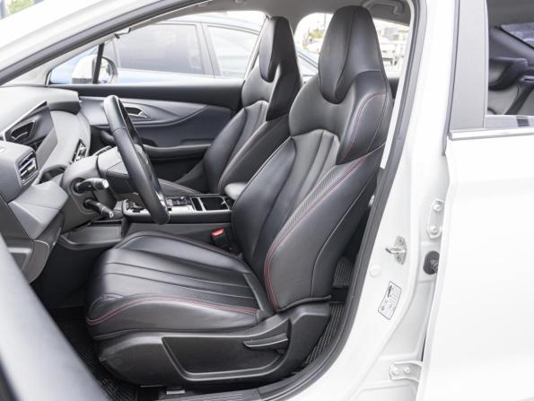 BAIC U5 Plus с пробегом 2023 года, цена 1 360 000 рублей, 6611 км, седан, Автокод Объявления