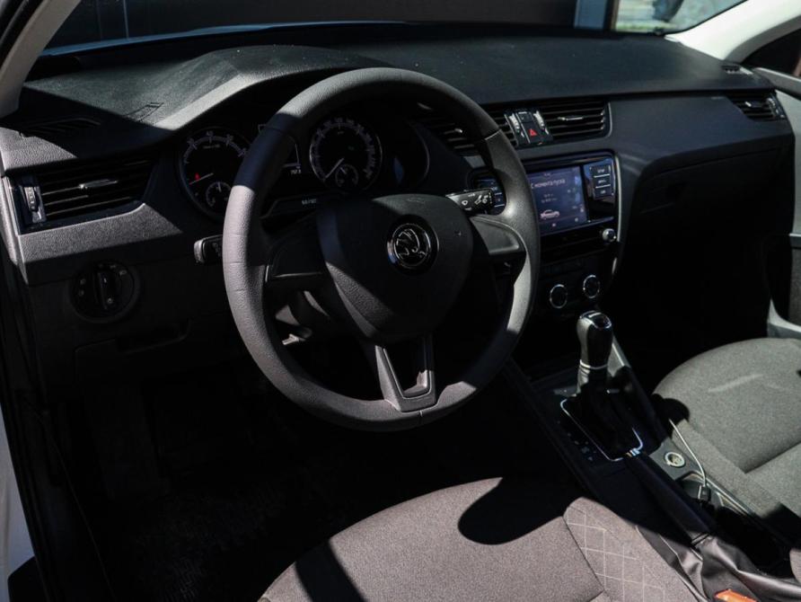 Skoda Octavia III (A7) Рестайлинг Москва  - изображение 11